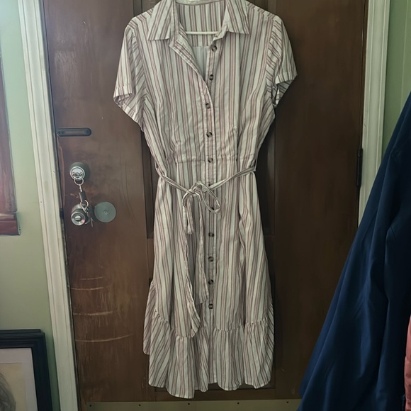 Brown and white stripe short dress with ruffle - Picture 3 of 3